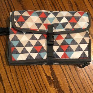 Baby Changing Pad Organizer Skip Hop Portable Folding Diaper Pad Geometric